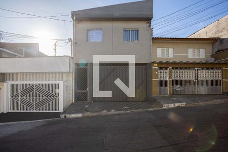Casa para alugar com 250m², 1 quarto e 8 vagas Casa para alugar com 250m², 1 quarto e 8 vagasFachada