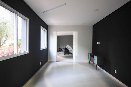 Apartamento para alugar com 32m², 1 quarto e 1 vaga Apartamento para alugar com 32m², 1 quarto e 1 vagaSala de reunião