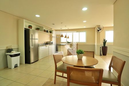 Apartamento para alugar com 70m², 2 quartos e 1 vagaÁrea comum - Salão de festas