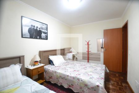 Quarto 1 de apartamento para alugar com 2 quartos, 62m² em Nonoai, Porto Alegre
