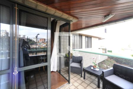 Apartamento à venda com 125m², 3 quartos e 3 vagasSala