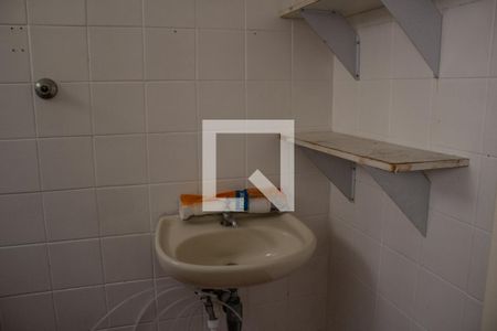 Apartamento à venda com 78m², 3 quartos e 1 vaga Apartamento à venda com 78m², 3 quartos e 1 vagaBanheiro da Área de Serviço