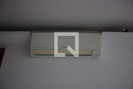 Apartamento à venda com 78m², 3 quartos e 1 vaga Apartamento à venda com 78m², 3 quartos e 1 vagaSala- Detalhes