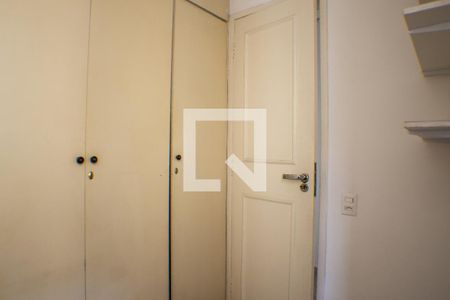 Apartamento à venda com 78m², 3 quartos e 1 vaga Apartamento à venda com 78m², 3 quartos e 1 vagaQuarto 2