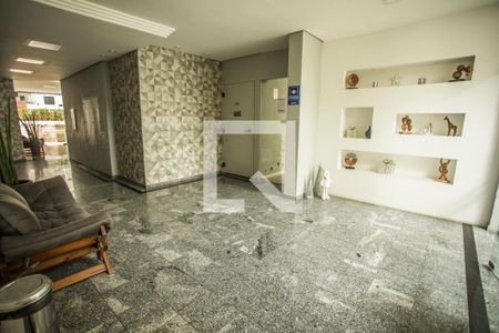 Apartamento à venda com 65m², 2 quartos e 1 vaga Apartamento à venda com 65m², 2 quartos e 1 vagaHall social