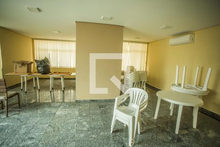 Apartamento à venda com 65m², 2 quartos e 1 vaga Apartamento à venda com 65m², 2 quartos e 1 vagaÁrea comum - Salão de festas