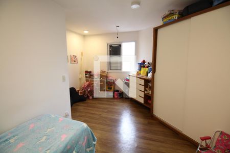 Apartamento à venda com 120m², 2 quartos e 2 vagasQuarto 2 - Suíte