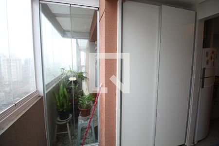 Apartamento à venda com 120m², 2 quartos e 2 vagasLavanderia