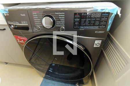 Apartamento à venda com 106m², 2 quartos e 2 vagas Apartamento à venda com 106m², 2 quartos e 2 vagasDetalhe Área de Serviço