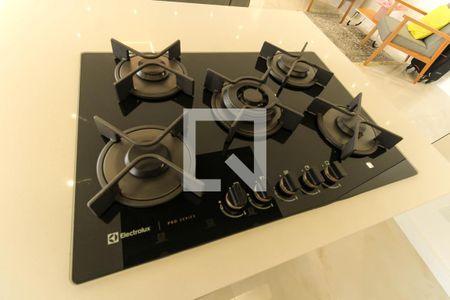 Apartamento à venda com 106m², 2 quartos e 2 vagas Apartamento à venda com 106m², 2 quartos e 2 vagasDetalhe Cozinha