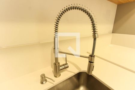 Apartamento à venda com 106m², 2 quartos e 2 vagas Apartamento à venda com 106m², 2 quartos e 2 vagasDetalhe Cozinha