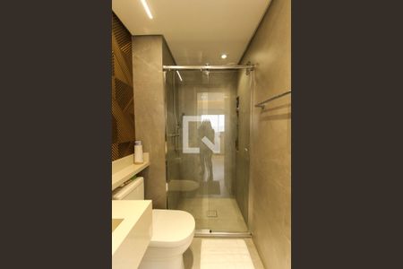 Apartamento à venda com 106m², 2 quartos e 2 vagas Apartamento à venda com 106m², 2 quartos e 2 vagasBanheiro da Suíte 2