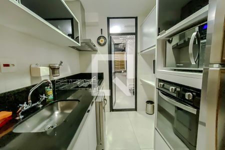 Apartamento à venda com 83m², 3 quartos e 2 vagasCozinha