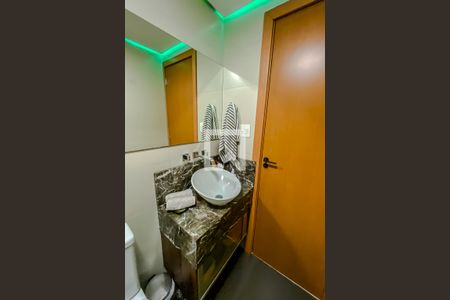 Apartamento à venda com 83m², 3 quartos e 2 vagasBanheiro