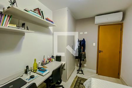 Apartamento à venda com 83m², 3 quartos e 2 vagasQuarto