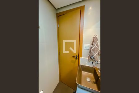 Apartamento à venda com 83m², 3 quartos e 2 vagasBanheiro da Suite