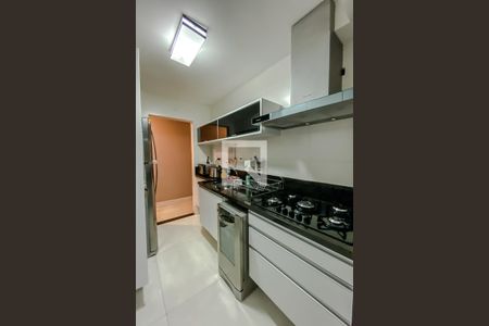 Apartamento à venda com 83m², 3 quartos e 2 vagasCozinha