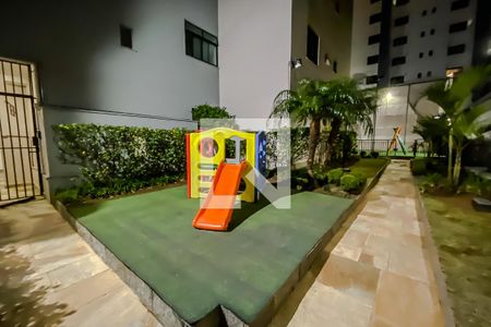 Apartamento à venda com 83m², 3 quartos e 2 vagasÁrea Comum - Playground