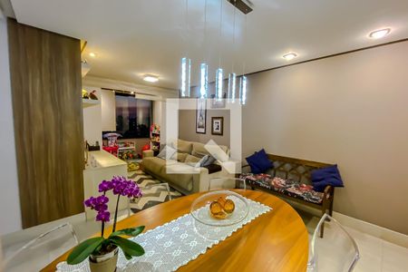 Sala de apartamento à venda com 3 quartos, 83m² em Vila Regente Feijó, São Paulo