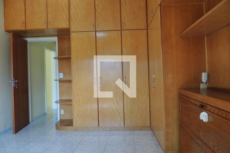 Apartamento para alugar com 83m², 3 quartos e 2 vagasQuarto 1 - Armários