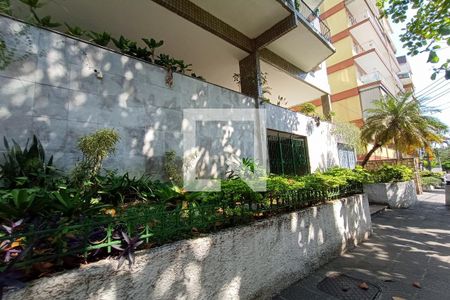 Apartamento para alugar com 83m², 3 quartos e 2 vagas Apartamento para alugar com 83m², 3 quartos e 2 vagasFachada