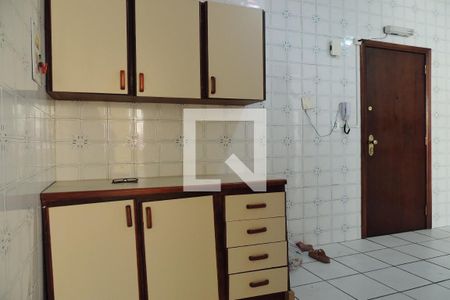 Apartamento para alugar com 83m², 3 quartos e 2 vagasCozinha - Armários