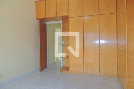 Apartamento para alugar com 83m², 3 quartos e 2 vagasQuarto 1 - Armários