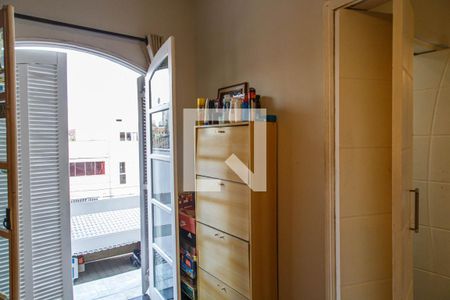 Casa à venda com 147m², 2 quartos e 4 vagas Casa à venda com 147m², 2 quartos e 4 vagasQuarto 2