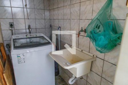 Casa à venda com 147m², 2 quartos e 4 vagas Casa à venda com 147m², 2 quartos e 4 vagasÁrea de Serviço