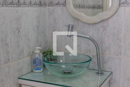 Casa à venda com 147m², 2 quartos e 4 vagas Casa à venda com 147m², 2 quartos e 4 vagasBanheiro 2