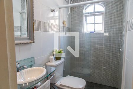 Casa à venda com 147m², 2 quartos e 4 vagas Casa à venda com 147m², 2 quartos e 4 vagasBanheiro