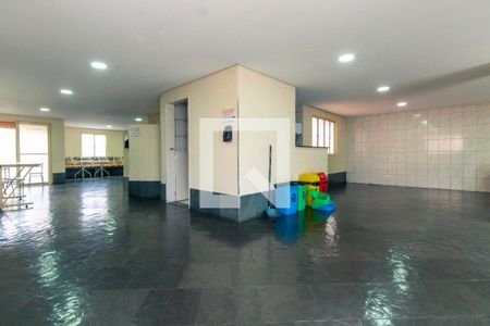 Apartamento à venda com 67m², 3 quartos e 1 vaga Apartamento à venda com 67m², 3 quartos e 1 vagaÁrea comum - Salão de festas