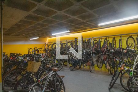 Apartamento à venda com 35m², 1 quarto e 1 vaga Apartamento à venda com 35m², 1 quarto e 1 vagaÁrea comum