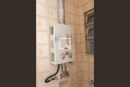 Apartamento à venda com 72m², 2 quartos e 1 vagaÁrea de Serviço