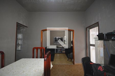 Sala de casa de condomínio à venda com 3 quartos, 120m² em Penha, Rio de Janeiro