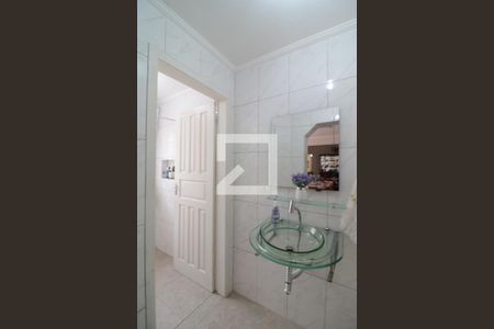 Lavabo de casa à venda com 3 quartos, 220m² em Vila Diva (zona Leste), São Paulo