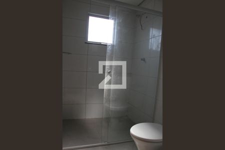 Banheiro de apartamento para alugar com 1 quarto, 30m² em Vila Doutor Eiras, São Paulo