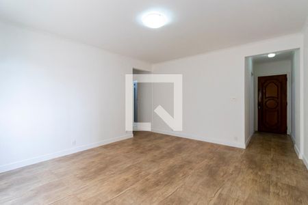 Sala de apartamento para alugar com 3 quartos, 83m² em Liberdade, São Paulo