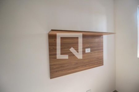 Quarto/Sala de apartamento para alugar com 1 quarto, 30m² em Vila Doutor Eiras, São Paulo