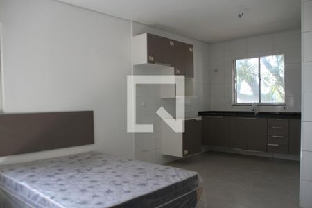 Dormitorio c/ cozinha de apartamento para alugar com 1 quarto, 45m² em Vila Doutor Eiras, São Paulo