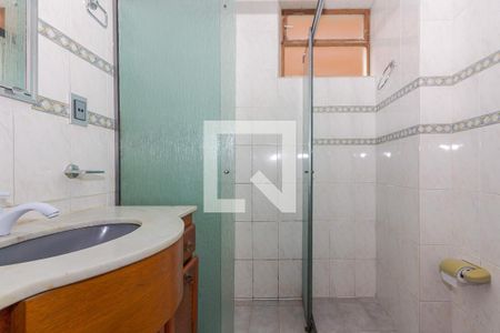 Banheiro de apartamento à venda com 1 quarto, 39m² em Higienópolis, Porto Alegre
