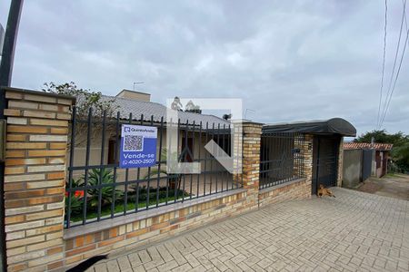 Casa à venda com 81m², 2 quartos e 1 vagaFachada