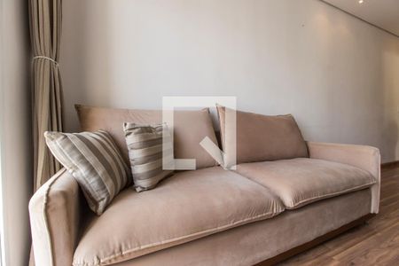 Sala de TV de apartamento para alugar com 3 quartos, 68m² em Jardim Tupanci, Barueri