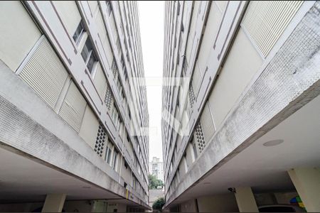 Apartamento para alugar com 65m², 2 quartos e sem vagaFachada