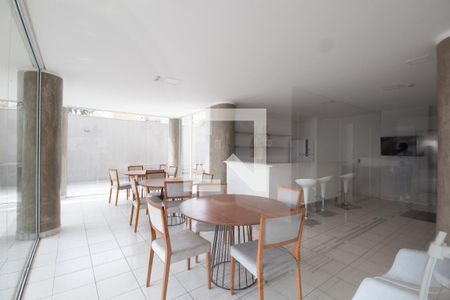 Apartamento para alugar com 49m², 2 quartos e 1 vagaÁrea comum - Salão de festas