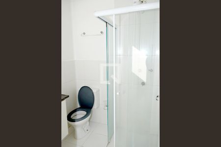 Banheiro da Suíte de apartamento para alugar com 2 quartos, 53m² em Vila Mafalda, Jundiaí