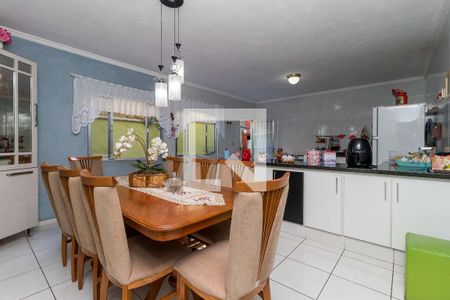 Casa à venda com 158m², 3 quartos e 2 vagas Casa à venda com 158m², 3 quartos e 2 vagasCozinha