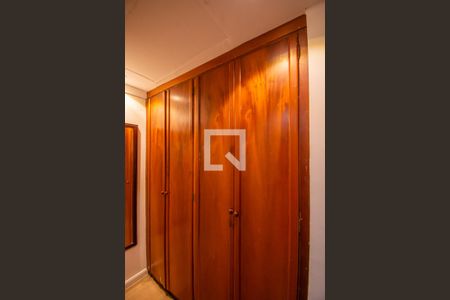 Quarto de apartamento à venda com 1 quarto, 43m² em Centro, Campinas