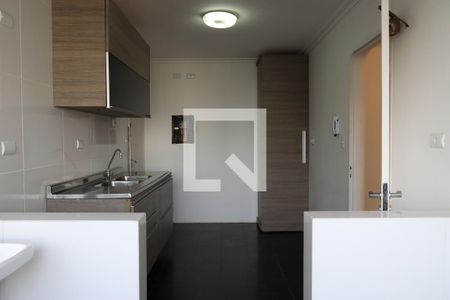 Apartamento à venda com 105m², 3 quartos e 2 vagasCozinha