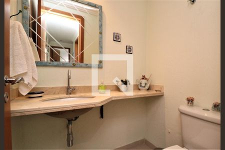 Apartamento à venda com 135m², 4 quartos e 3 vagasLavabo